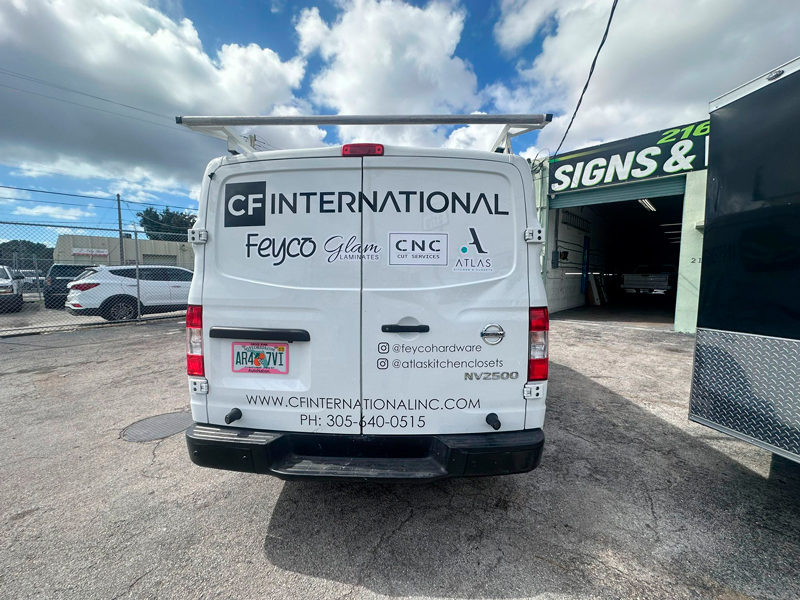 Nissan Cut Vinyl Lettering